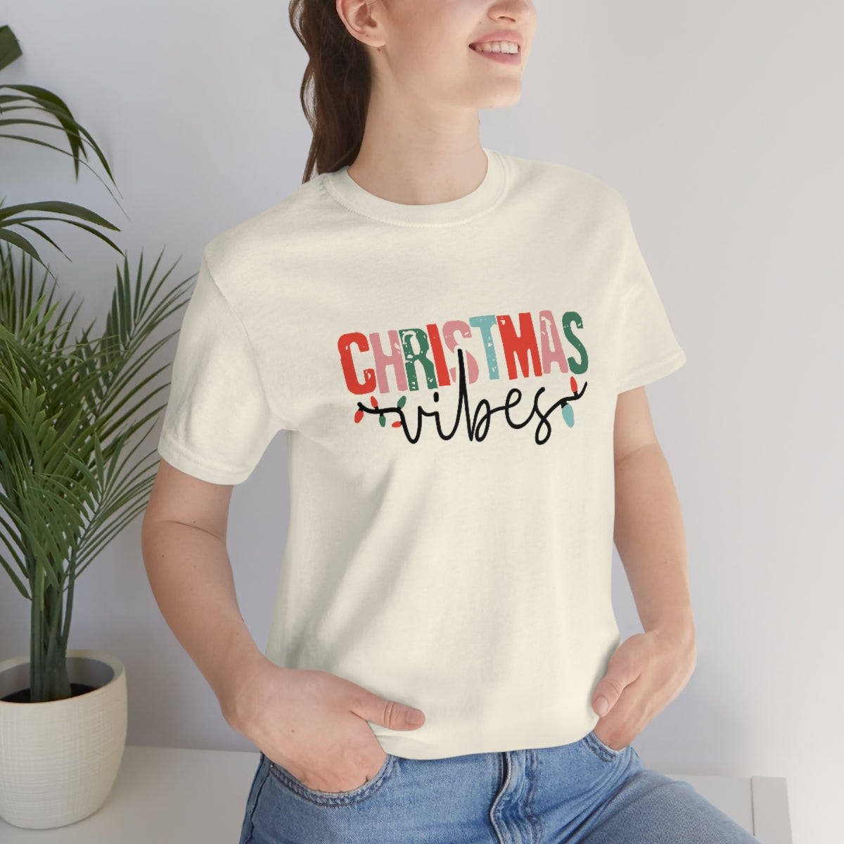 Retro Christmas | Christmas Vibes | Super Soft Short Sleeve Tee